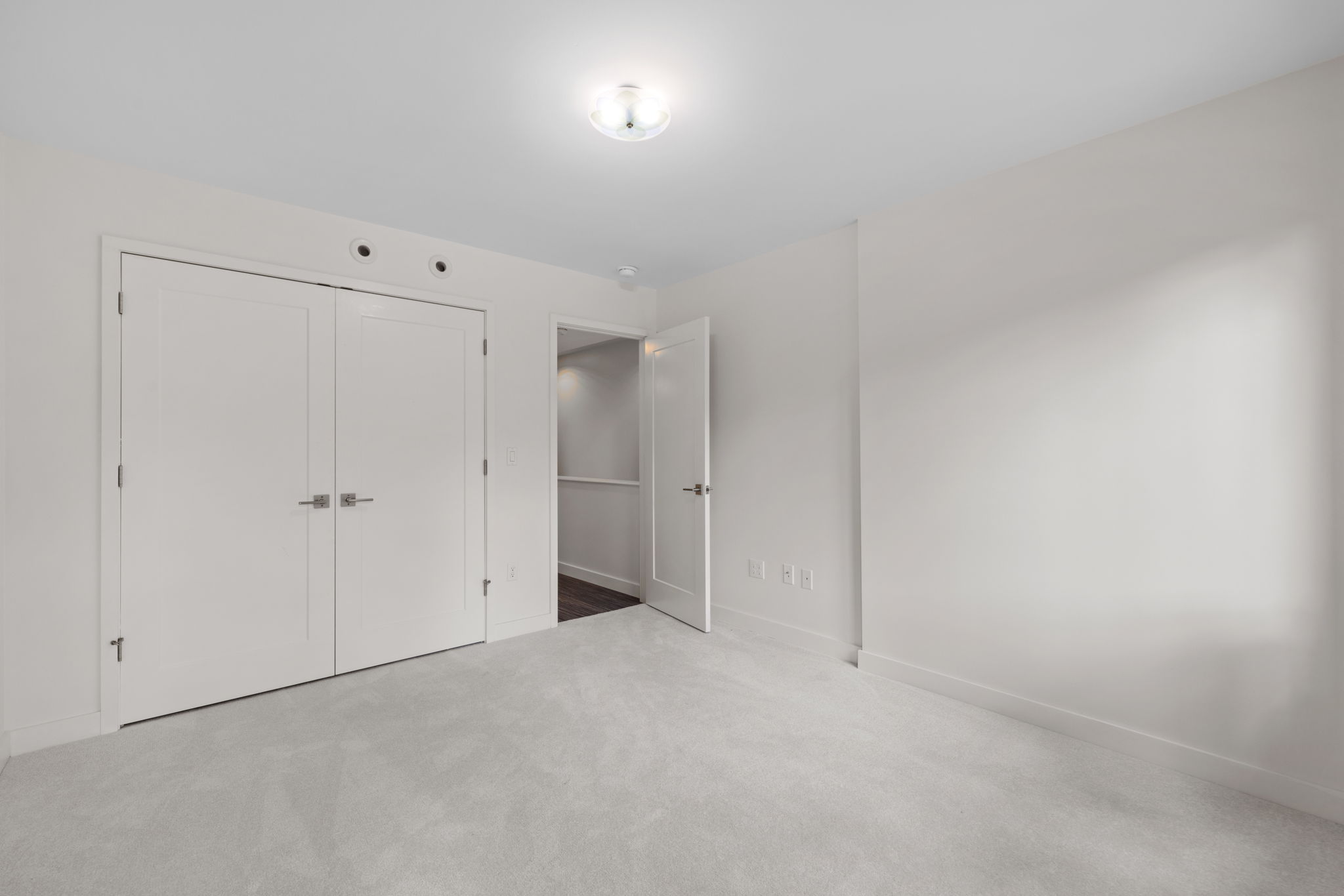 20-web-or-mls-prep_solutions_24838_chatsworth_ave-19